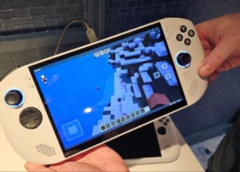 Lenovo’s Legion Go S Handheld Features AMD’s Z2 Go and Supports SteamOS or Windows